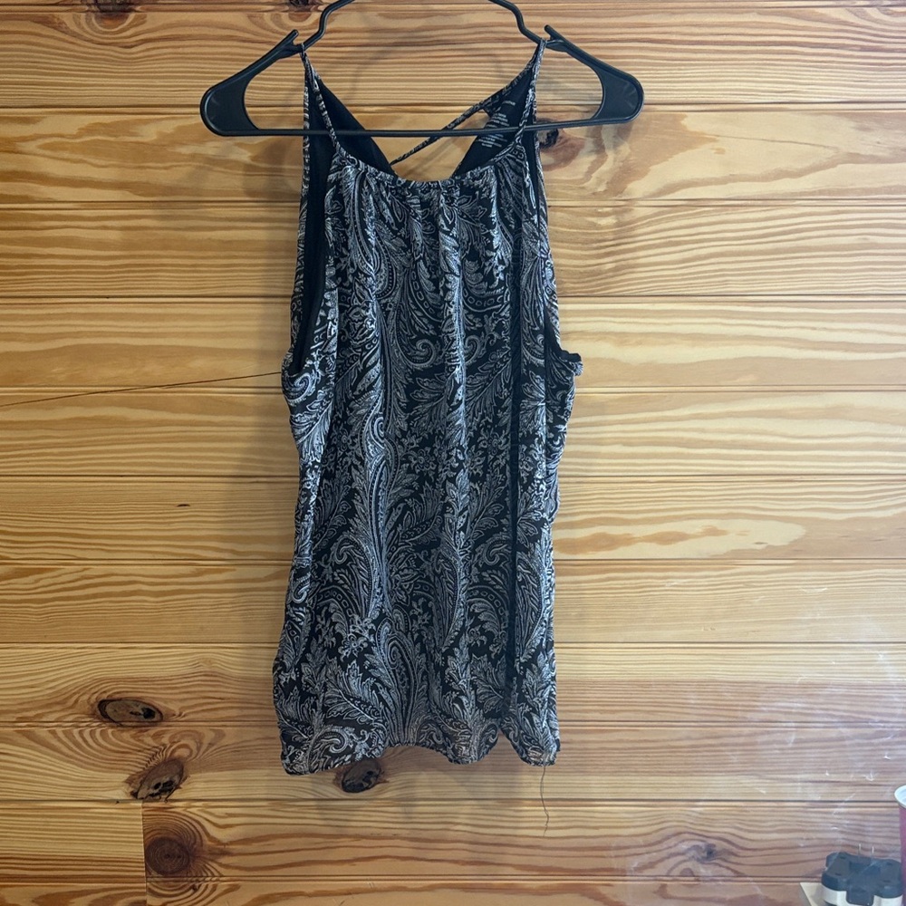 New York & Company Monochrome Paisley Top